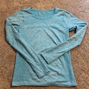 Nike Women's Light Blue Long Sleeve Tee